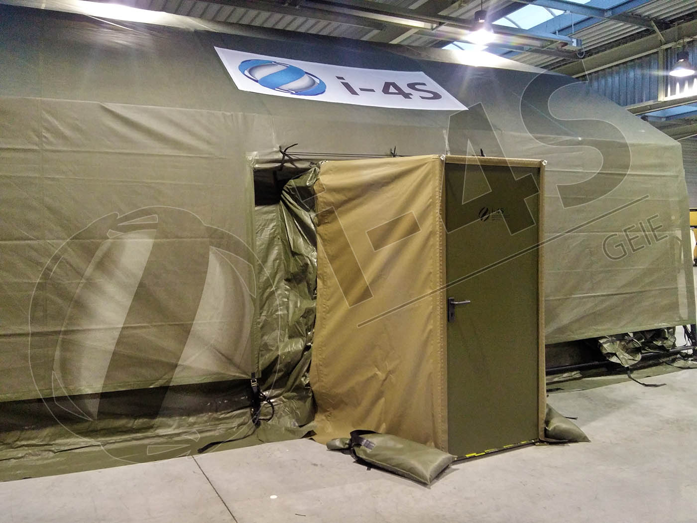 Options et accessoires pour tente militaire, civile et abri métallo textile